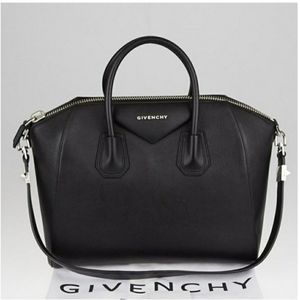 Givenchy! Medium Antigona Sugar Satchel